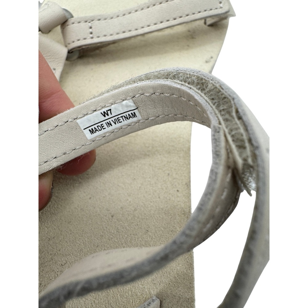 Teva Original Universal Slim Sandal Size 7 Cream Leather Everyday Strappy Summer - Picture 9 of 10